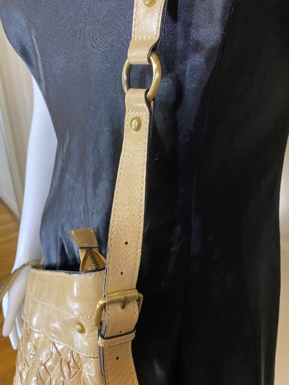 FIRENZE BELLA Quilt Diamond Woven Satchel Crossbody Hobo Bag Beige Leather $114